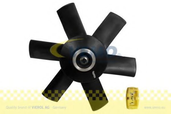 Вентилятор, охлаждение двигателя  арт. V15011825 фото1